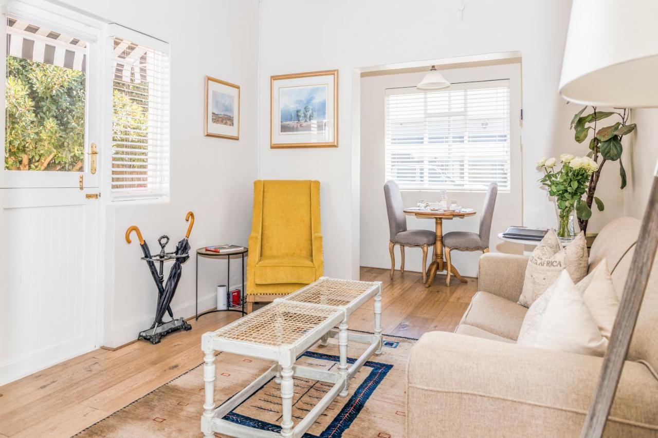 Bed and Breakfast Petit Ermitage Franschhoek Esterno foto