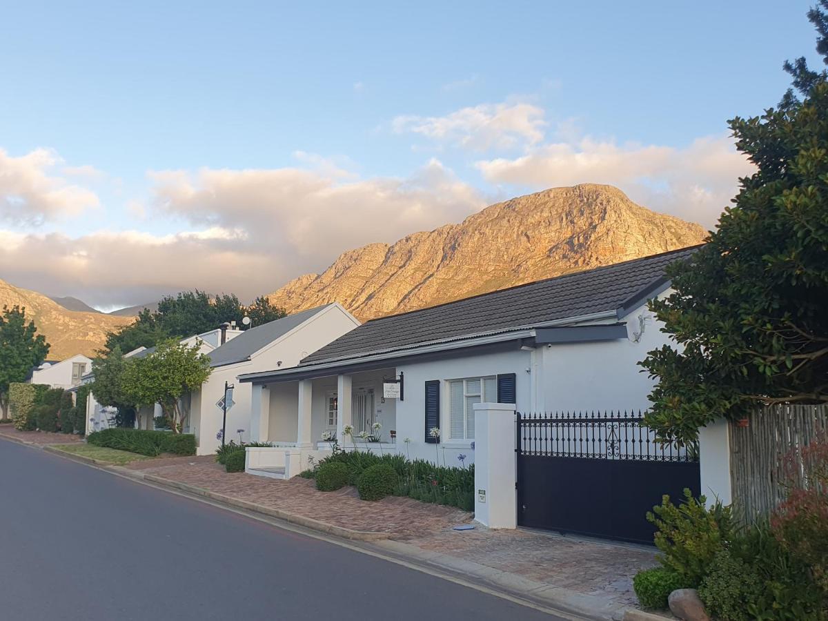 Bed and Breakfast Petit Ermitage Franschhoek Esterno foto